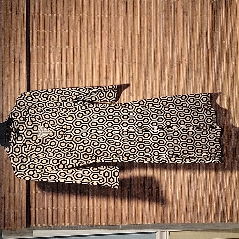 Fasionista Black and Tan Geometic Print Dress, Sz S
